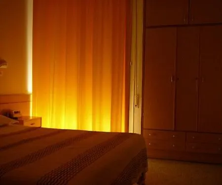 Sonne Hotell 2*